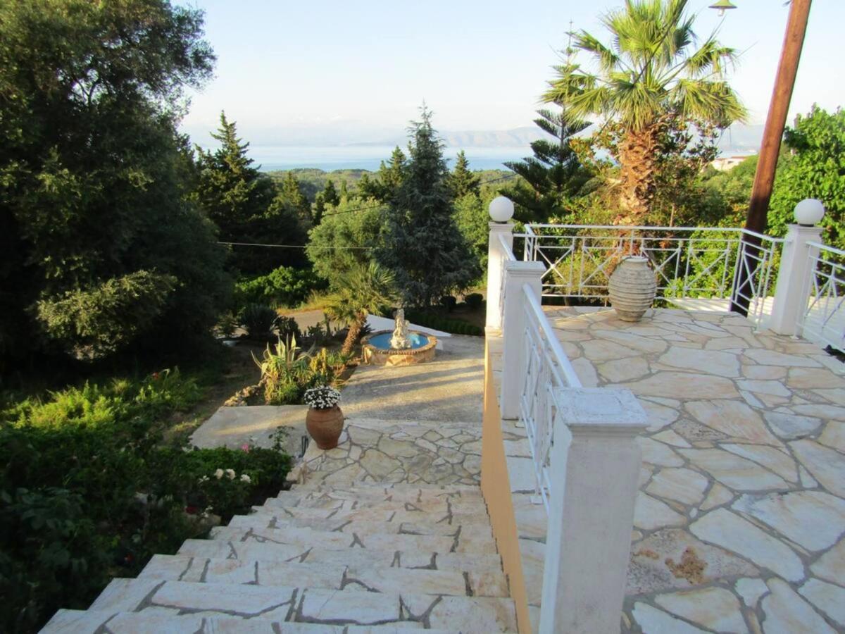 Villa Southern Comfort Лефкими Екстериор снимка